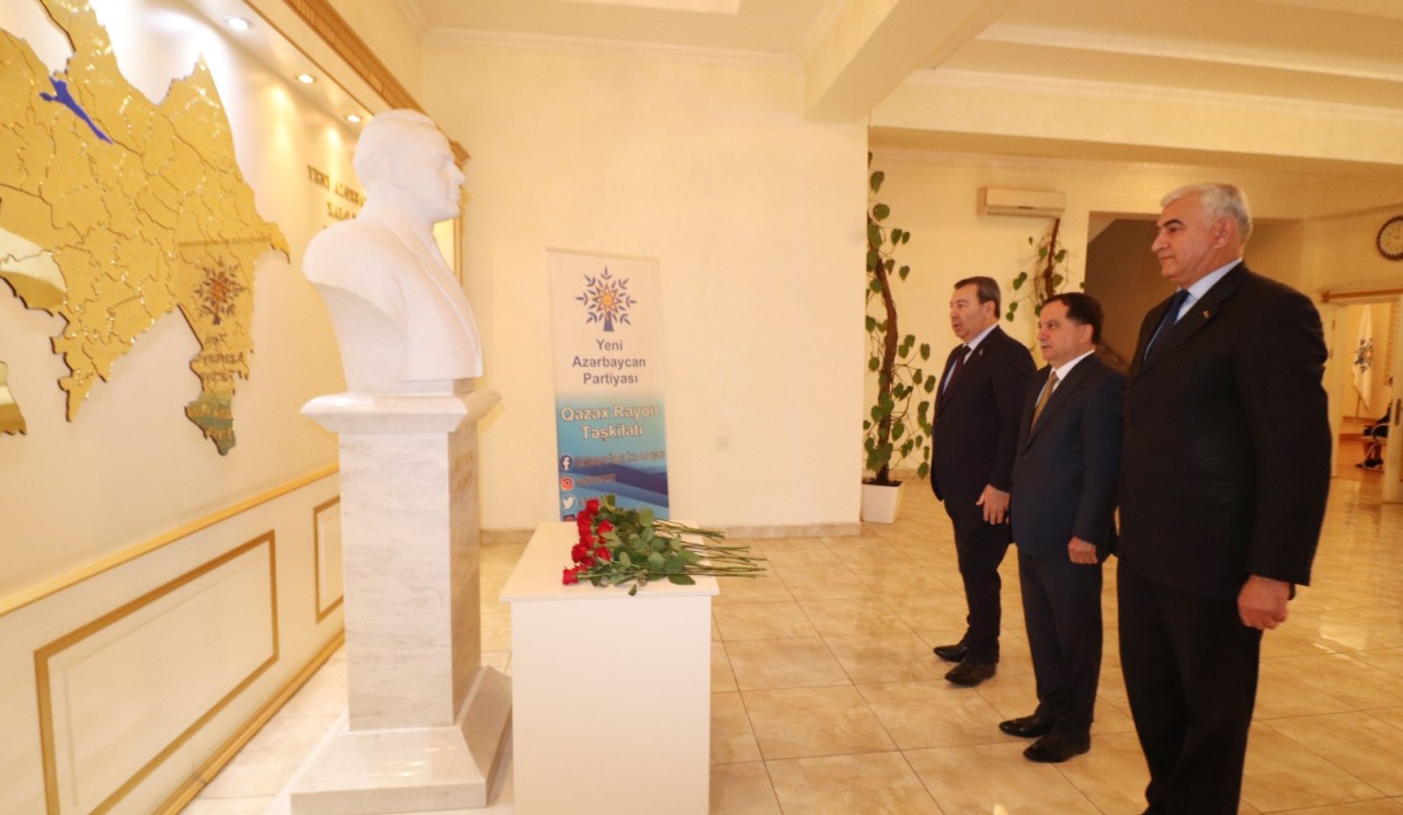 Qazaxda “Konstitusiya və Suverenlik İli”nə həsr olunmuş tədbir keçirildi - FOTOLAR